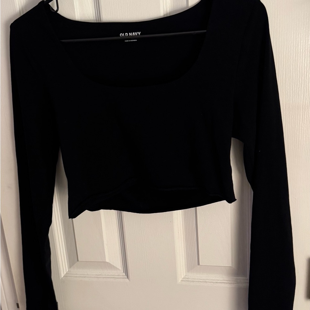 Old Navy Black Long Sleeve Crop Top